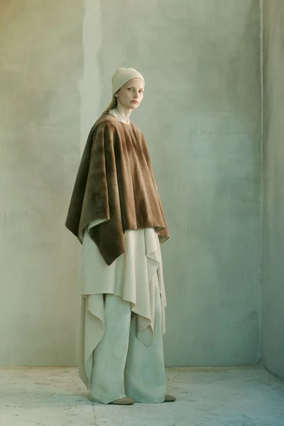 Look 4